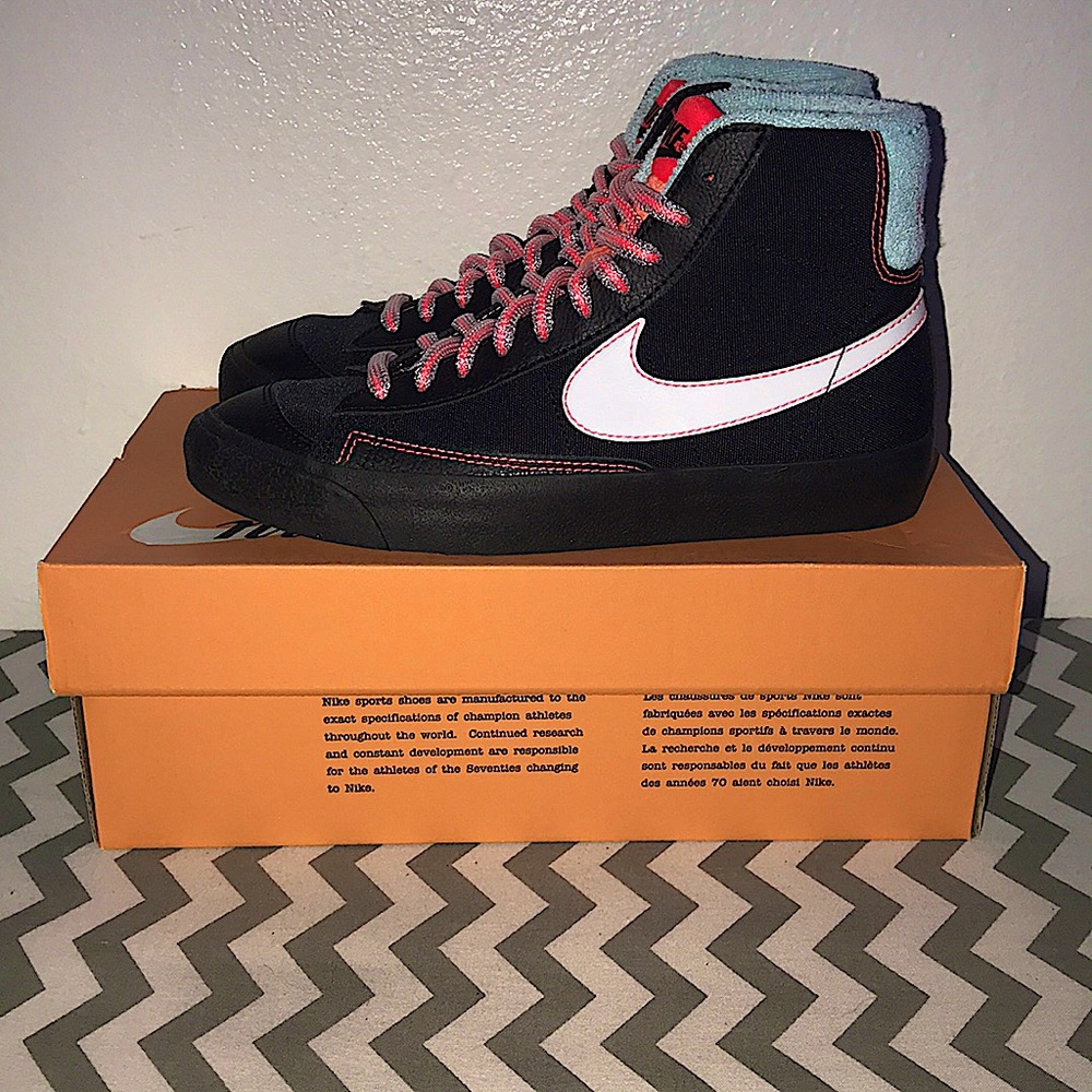 Black Nike blazers